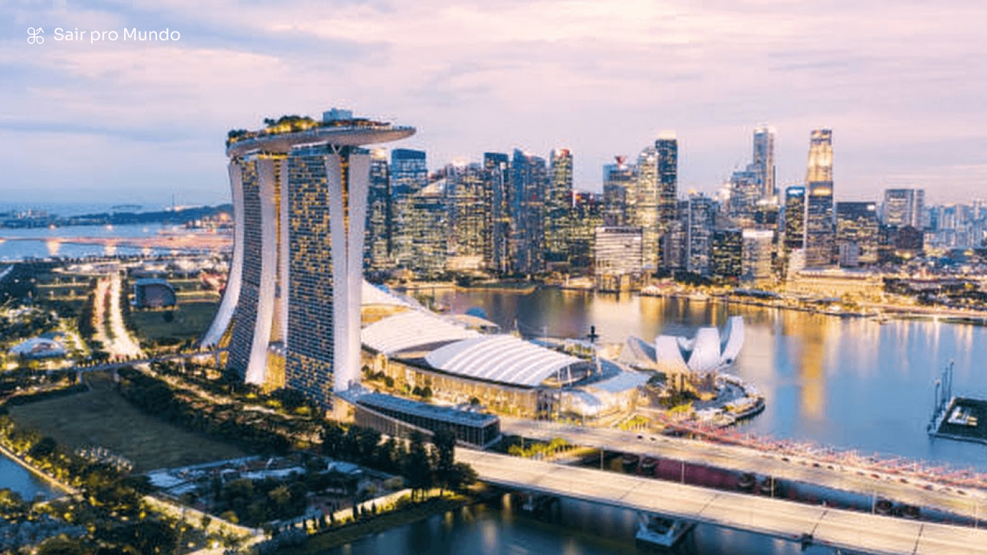 How much does it cost to travel to Singapore (Singapore)? Flights, accommodation, etc.